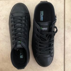 SR Max Mens Slip Resistant Shoes size 9.